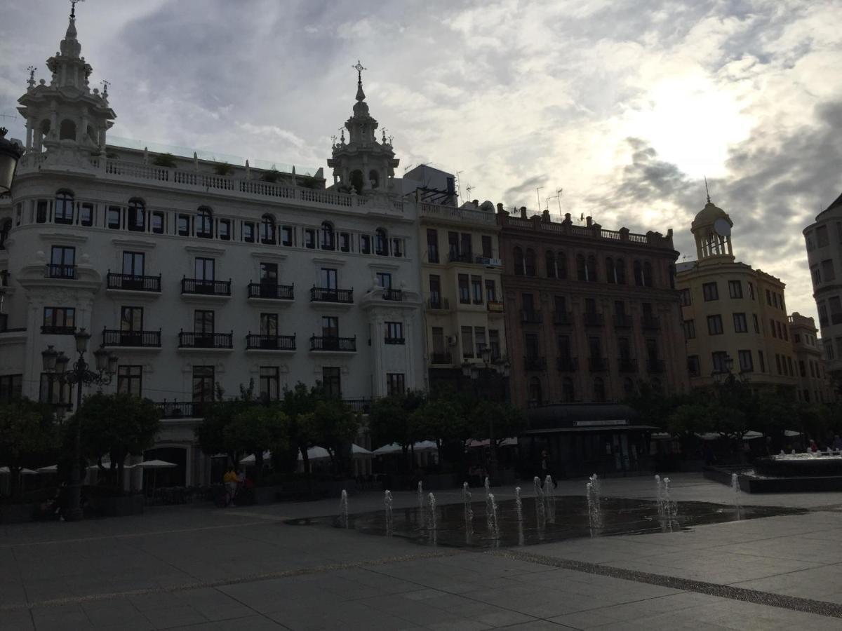 Apartamento Plaza De La Corredera Cordoba Exterior photo